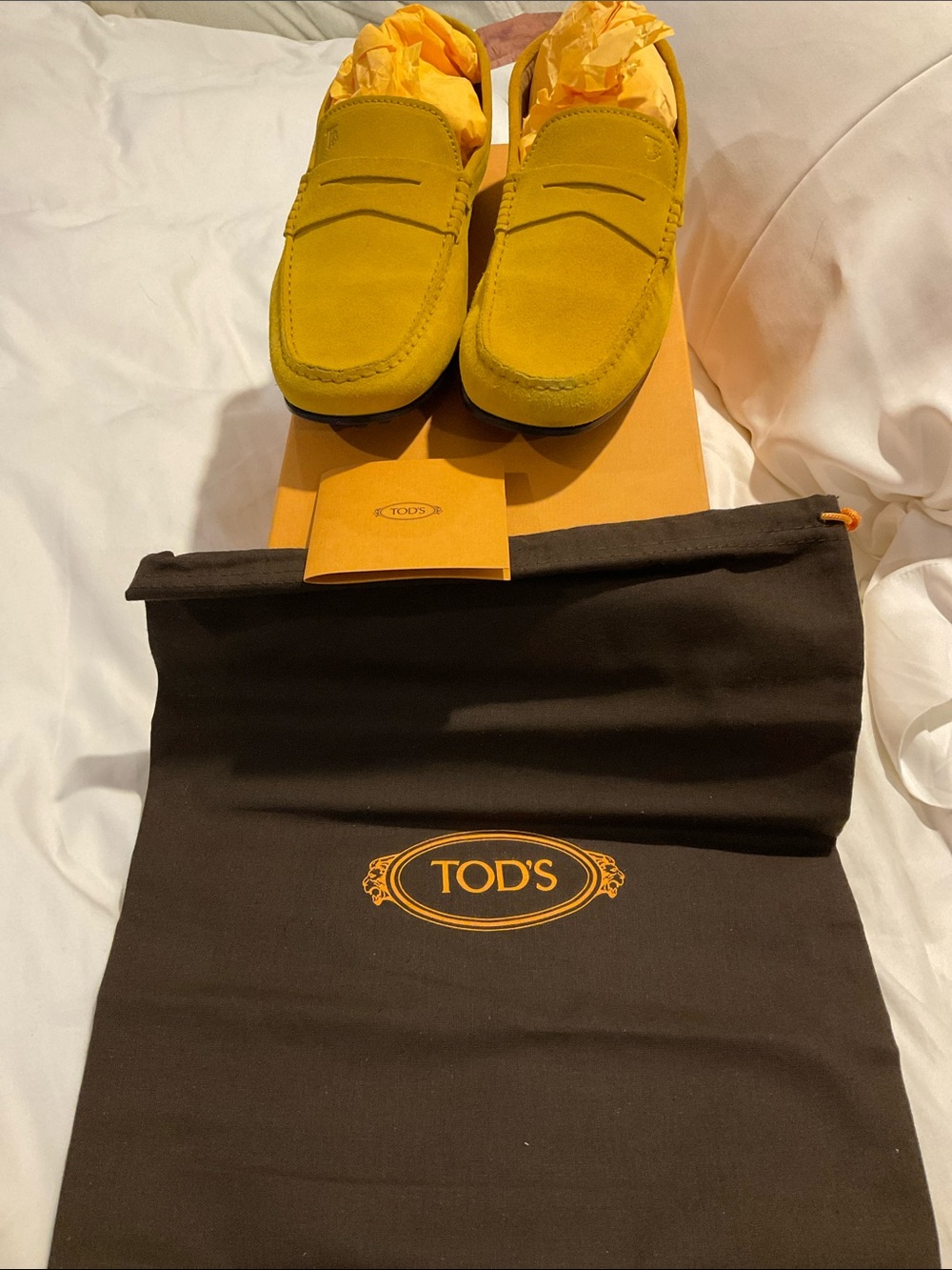 TODS MUSTARD GOLD MENS DRIVERS SIZE 9 FITS LIKE A 10